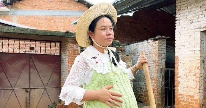 为啥以前妇女边干活边生娃，现在一怀孕就保胎！医生：三原因导致