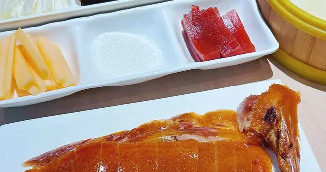 北京烤鸭和广东烧鸭有何区别？