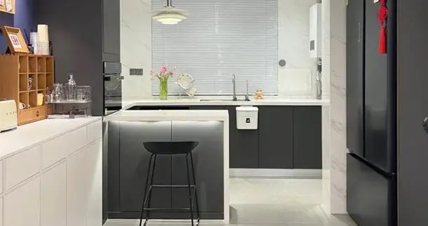 武汉一夫妇,坚持全屋打满柜子,仅一电视墙就被无数人效仿,晒晒