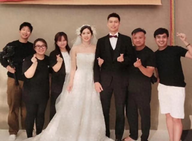 女神大堀彩的结婚照