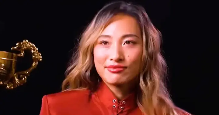 人民日报定调！中文主场绝不能丢！在中国，绝不允许英文取代中文