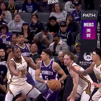 体育课代表：卡特29+9+4，波杰姆斯基