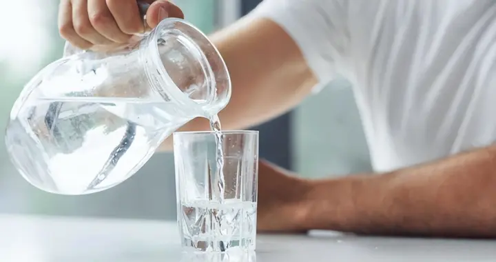 医生发现：甲流患者大量饮水者，不用几天，迎来这5积极变化！