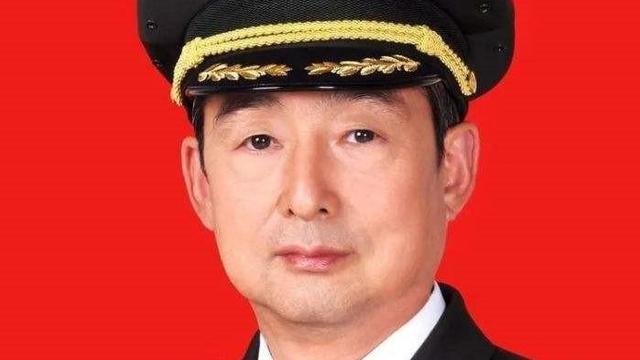 浅夏微光：他是哈军工毕业，从基层干起，历