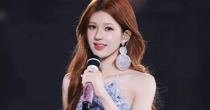 赵露思新歌入围亚洲流行音乐大奖《Black Veil Bride》