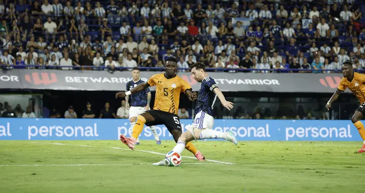 阿根廷国家队队长梅西：历史最佳射手，198次出场