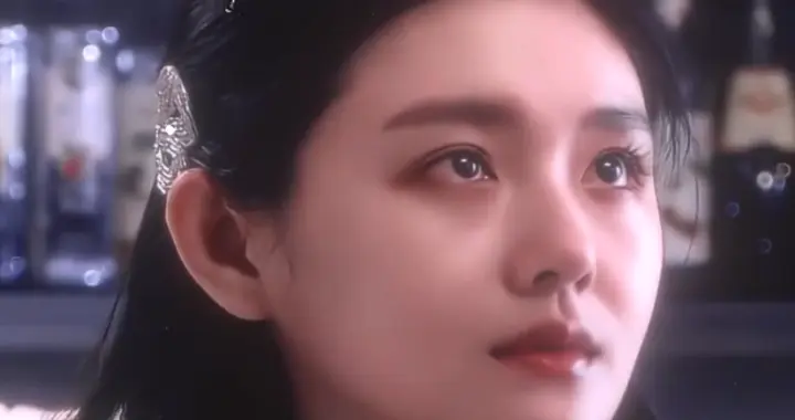 大s去世8个月，小s一如既往喜欢拿姐姐说事，其他5个人却一反常态