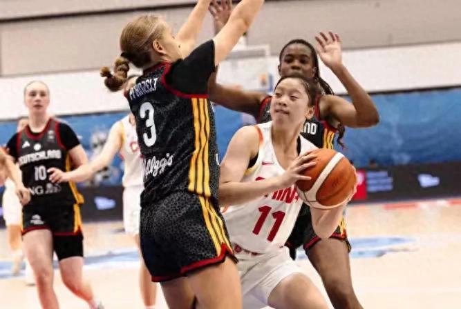 U17世界杯 中国女篮79-54德国 全场领先 球员评分 1人满分 3人优秀
