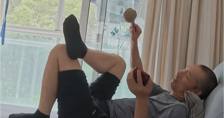 饭后总爱躺下的老人，别不在意 身体慢慢出现的几种变化会后悔不已