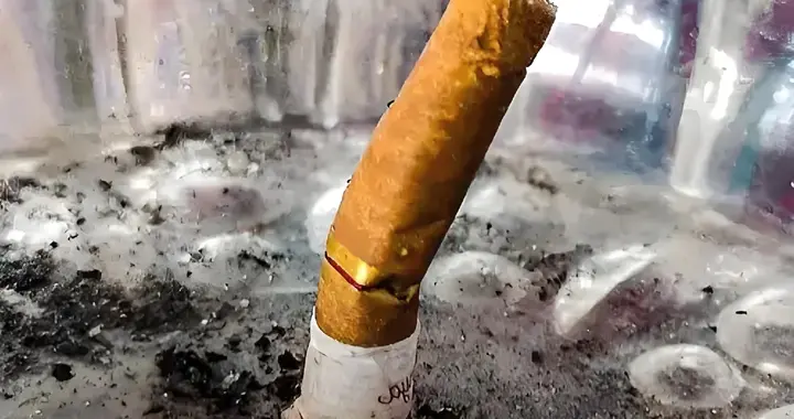 痛心啊！16岁少女因长期吸入二手烟被确诊为肺癌，看完你还吸烟吗