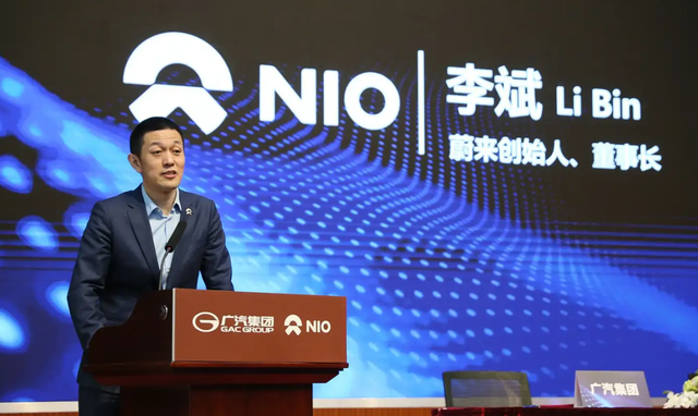 李斌谈新能源：盲目堆电池毁车更毁路！换电只是开始！