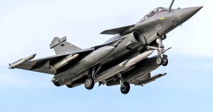 欧盟又要成冤大头？泽连斯基大笔一挥，宣布购买100架阵风战斗机