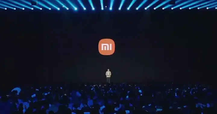 小米换标花了200万，这家车企的LOGO是员工设计的