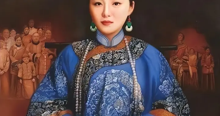 陕西女首富周莹的画像，五官端庄大气，眼里透着坚韧不服输的劲头