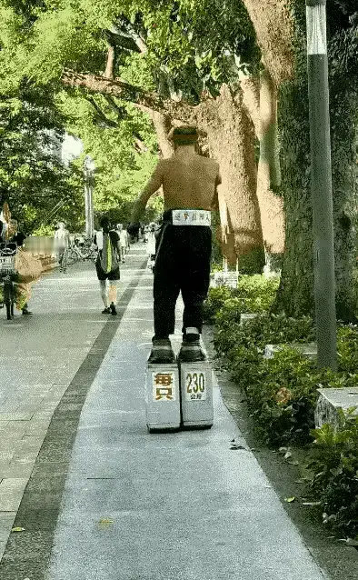 湖光散人：实在理解不了这么做的意义，穿一