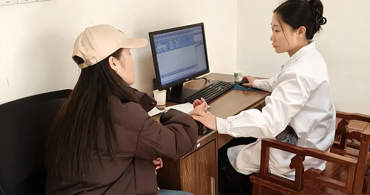 26岁上海女舞蹈教师确诊艾滋病，崩溃哭诉：早有异常，当时没重视