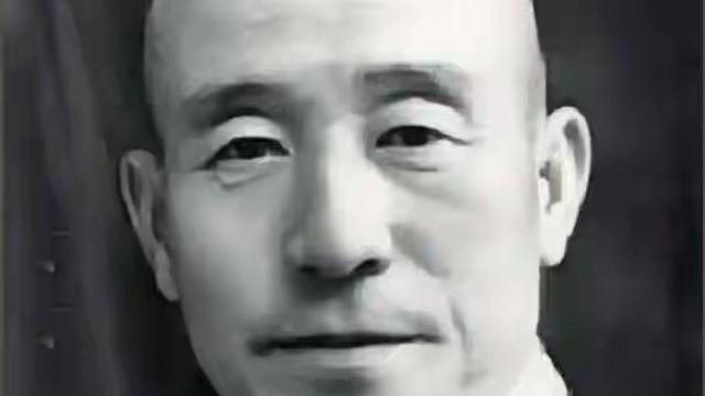 森林里倾听鸟语者：1940年，傅作义被3