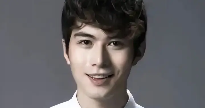 演员陈学冬：11部作品被下架，两年4次手术，今35岁生活无法自理