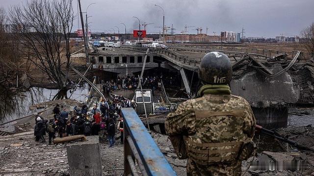 共面波导：很多人都说俄罗斯特别坏，只空袭