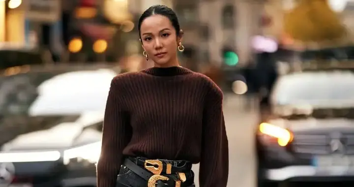 从职场到约会都能穿！开叉皮裙，优雅与性感并存的万能单品