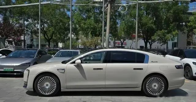 国产燃油车与新能源车外观设计差距惊人，原因究竟何在？