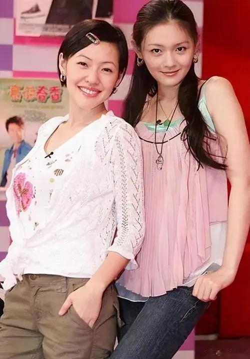 小S长文悼念大S：姐妹手纹里长出的半生羁绊