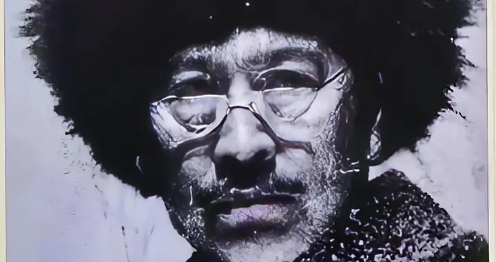 67岁地主焚身骂寇！6000亩家产换枪炮，热血铸忠魂