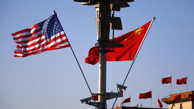 刚敲定谈判时间，中方就曝出外汇储备，美联储深夜开会商讨对策？