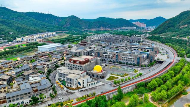 “五一”金延安与壶口瀑布联袂打造“红色+生态＋科技”旅游体验