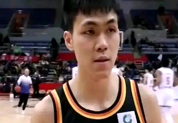广西篮球圈真是出了俩宝贝！庞峥麟和廖三宁，一个得分爆炸，一个组织稳健。...
