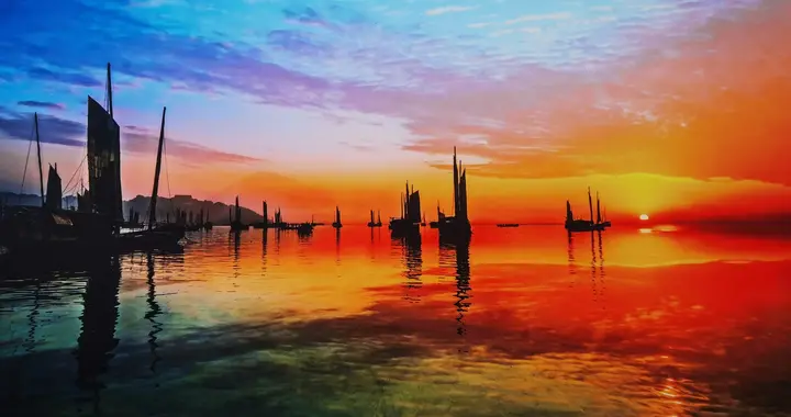 苏州冲山岛屿见灯塔，遇见海鸥