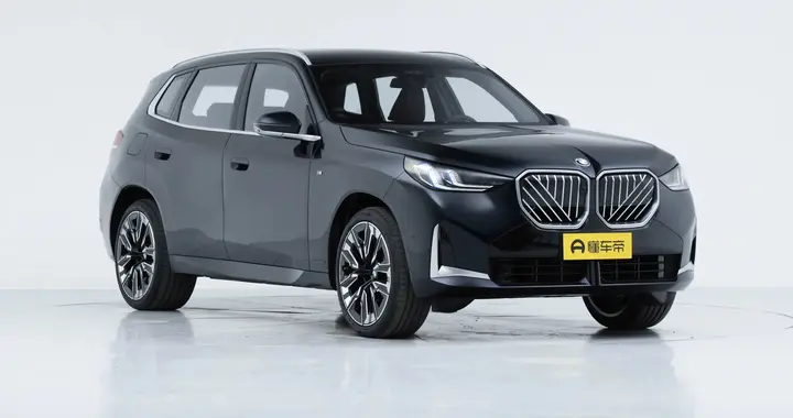 宝马X3配置差异对比：差价5万，升级L2辅助系统+HUD，值吗