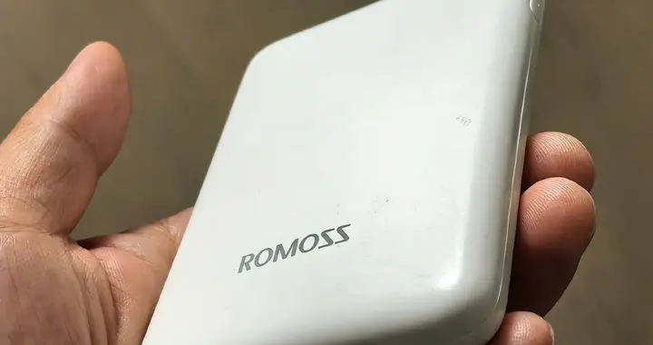 什么牌子的充电宝比较好用又耐用？盘点十款容量大又好用充电宝！