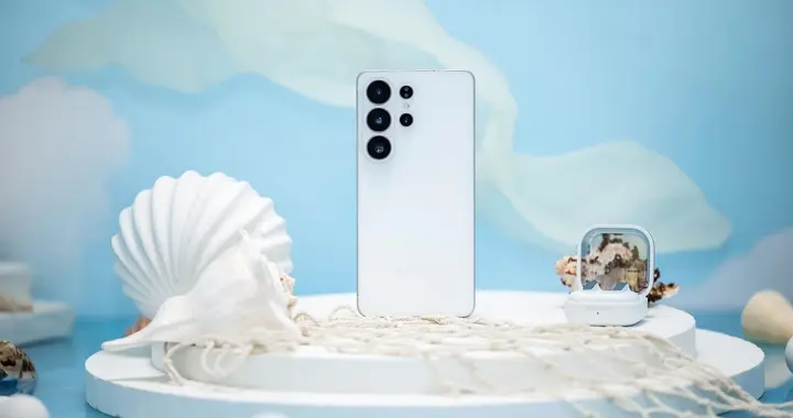 三星Galaxy S26 Ultra｜内置行业首创防窥屏，让你告别信息泄露焦虑