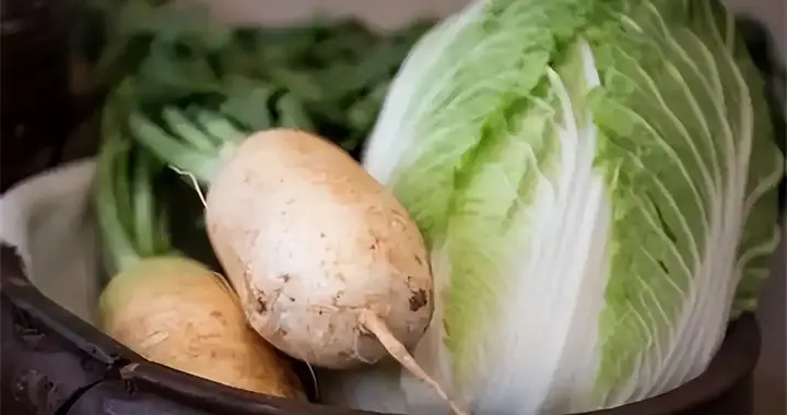 冬天，少吃萝卜白菜，多吃3种“绿叶菜”，增强体质，健康少生病