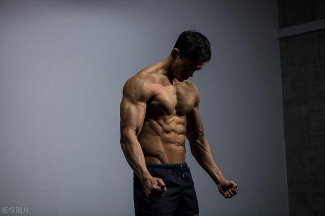 岁数越大，肌肉越少？4个方法提升肌肉量