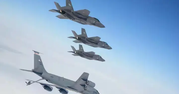 印尼这波操作绝了！美军刚签完协议，转头就被删好友