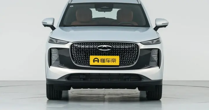 热销SUV对比，第四代博越L和第五代瑞虎8，谁才是家用多面手？