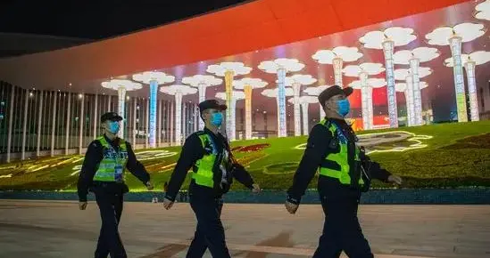 公安执法办案管理中心建设中存在哪些不足？