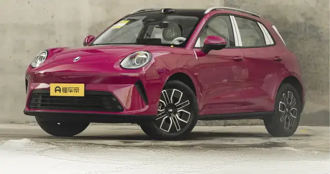 欧拉5太宠粉！春节回家选它，续航480km，配置高，颜值不输合资