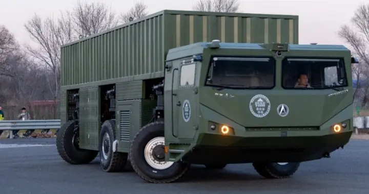 全球首款！火箭军或添新型核武器载具，核战争生存力再上一层楼？