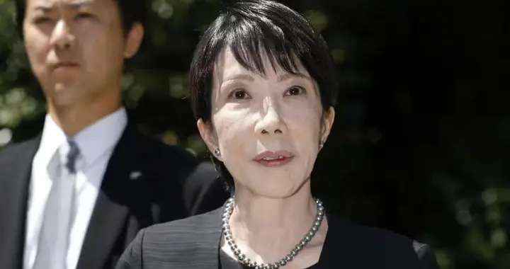 日本前大臣多次拜鬼，出访越南约会陪酒女，还吃海鲜为核污水洗白