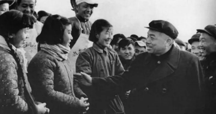 1958年水静宴请彭德怀，闲聊直言：我说句实话，您可别介意