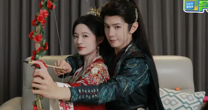《一笑随歌》大结局：男四大火，男二被骂，事实证明古偶也要演技