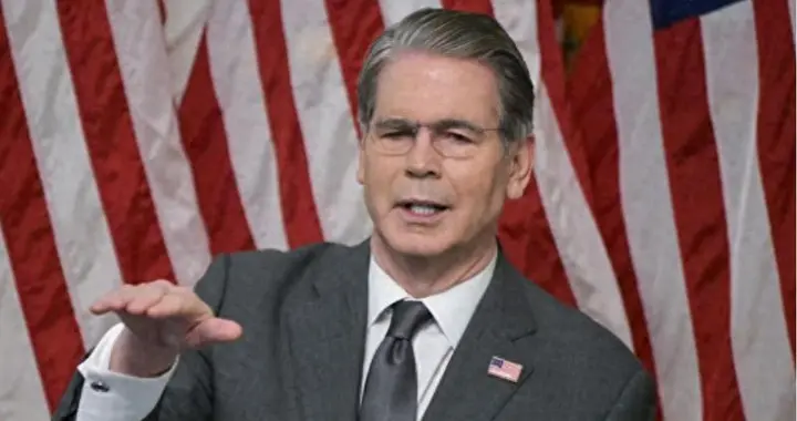 不准中国买伊朗石油，不到24小时，伊外长致电中国，中方斩钉截铁