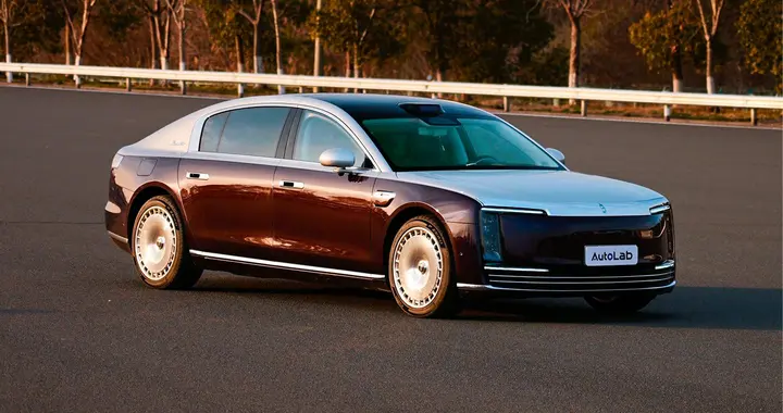 896线激光雷达上车后，尊界S800主动安全到底多强？