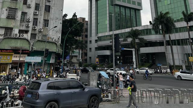 平地一声巨响：如果时光能够倒流，人生从头