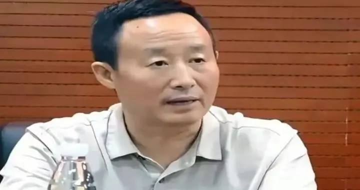 “优秀好院长”陈小华落马！中南大学高材生，荣誉成泡沫
