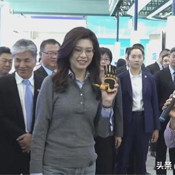 齐天大圣在香港：郑丽文参访北京中关村爽拿