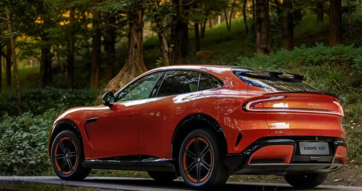 雷军发文谈小米汽车，好看和安全并不矛盾